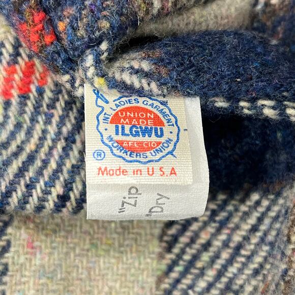 Vintage ILGWU Purple Long Sleeve Button Front Lined Warm Trench Style Coat - Picture 6 of 10